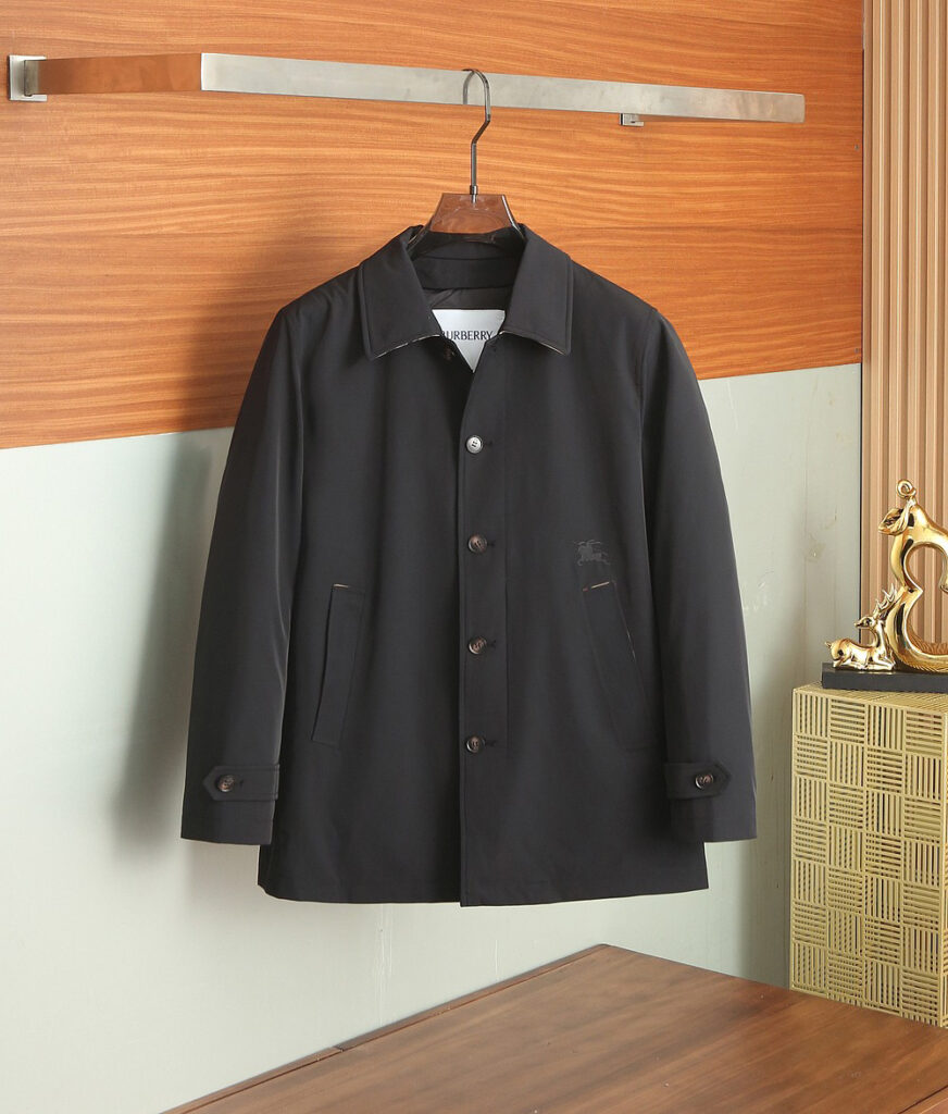 バーバリー「Burberry」秋冬 クイルティッドダウンジャケット