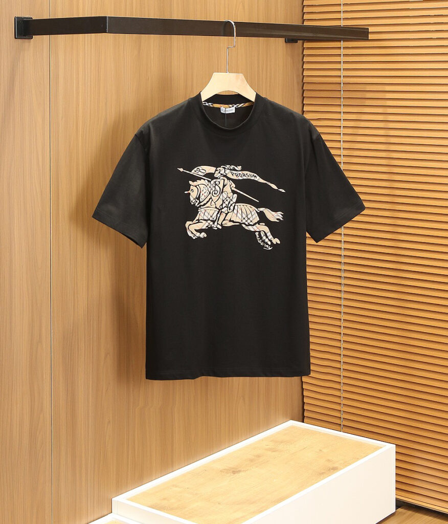 バーバリー「Burberry」 2026年春夏 コレクション Tシャツ