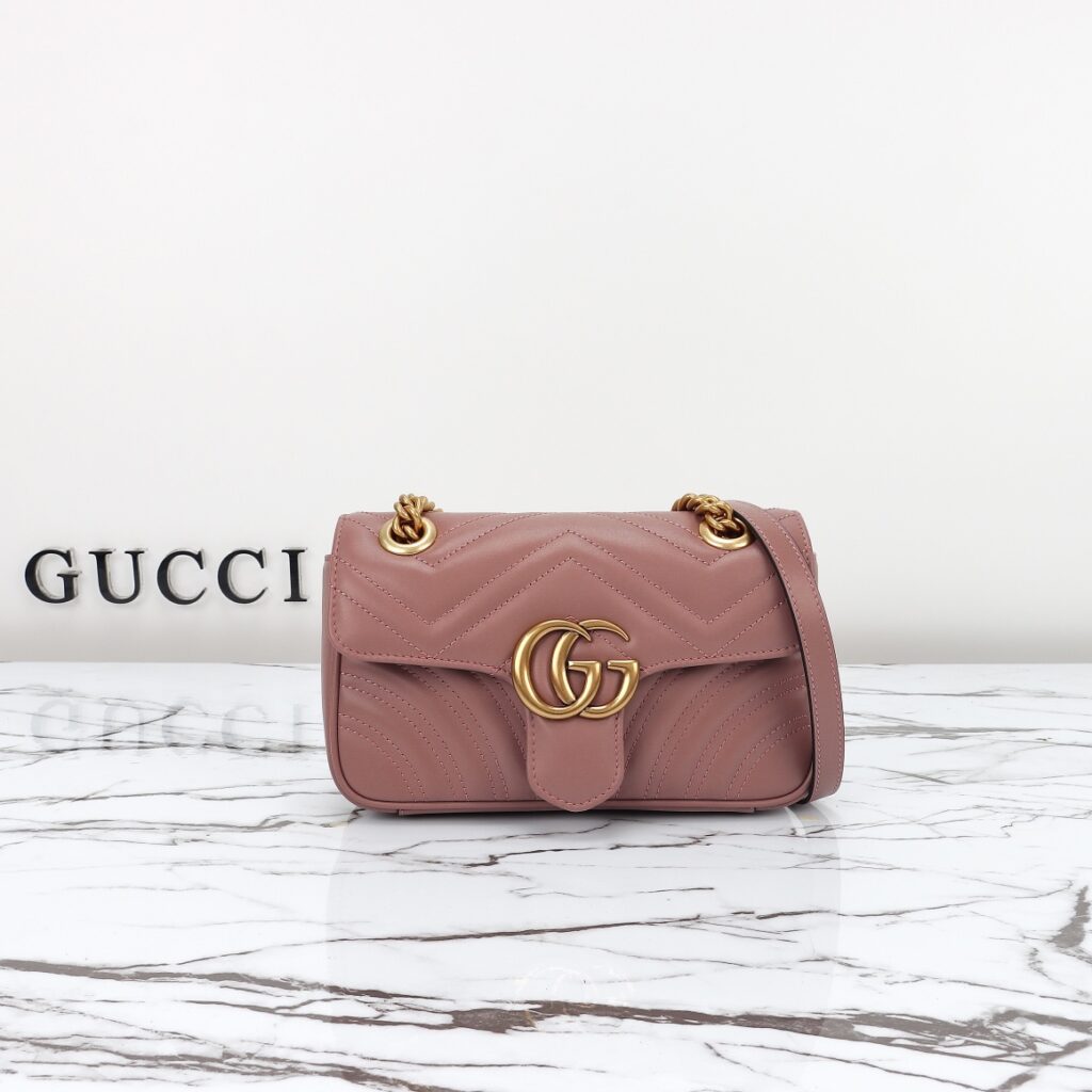 グッチ〔GGマーモント〕ミニ/スモール ショルダーバッグ「GG Marmont Bag」