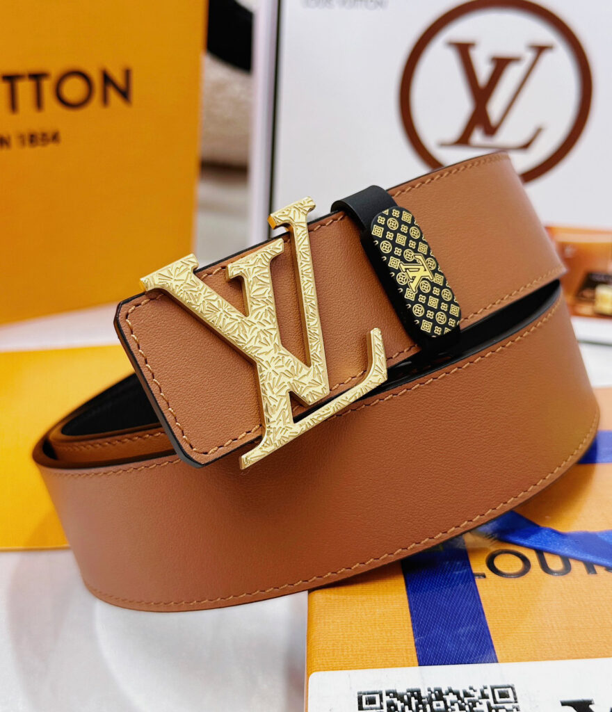 【新商品入荷】Louis Vuitton クラシックハイクオリティベルト「全長約 100cm」