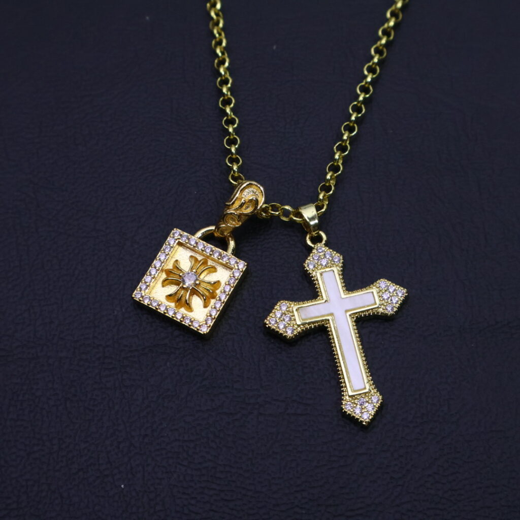 クロムハーツ「Chrome Hearts」チャームペンダント 2026