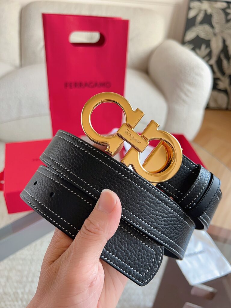【新規倉庫入り】Salvatore Ferragamo 職人仕上げ高級ベルト「全長約 100cm」