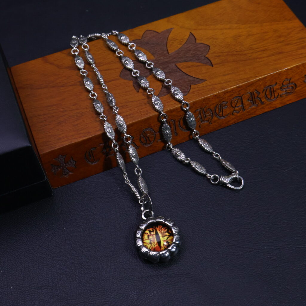 クロムハーツ「Chrome Hearts」チャームペンダント 2026