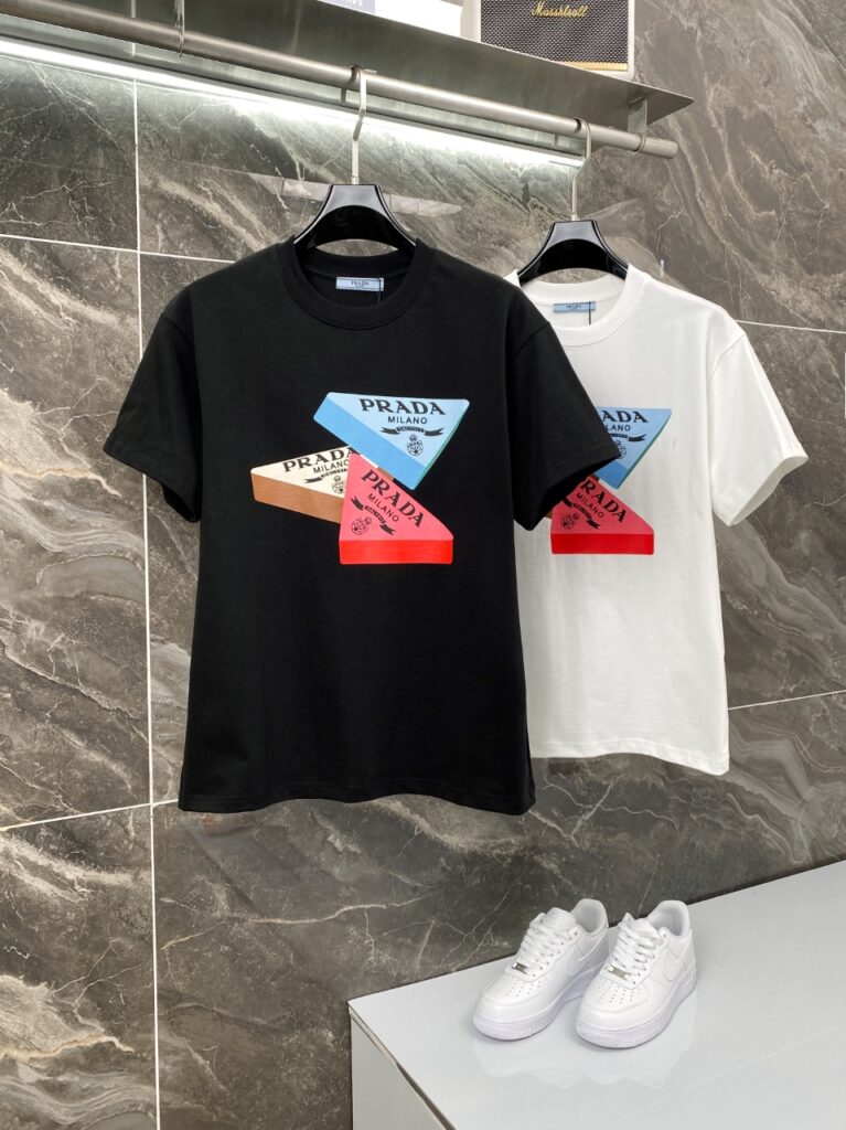 プラダ Prada メンズ トライアングルロゴ クルーネックTシャツ