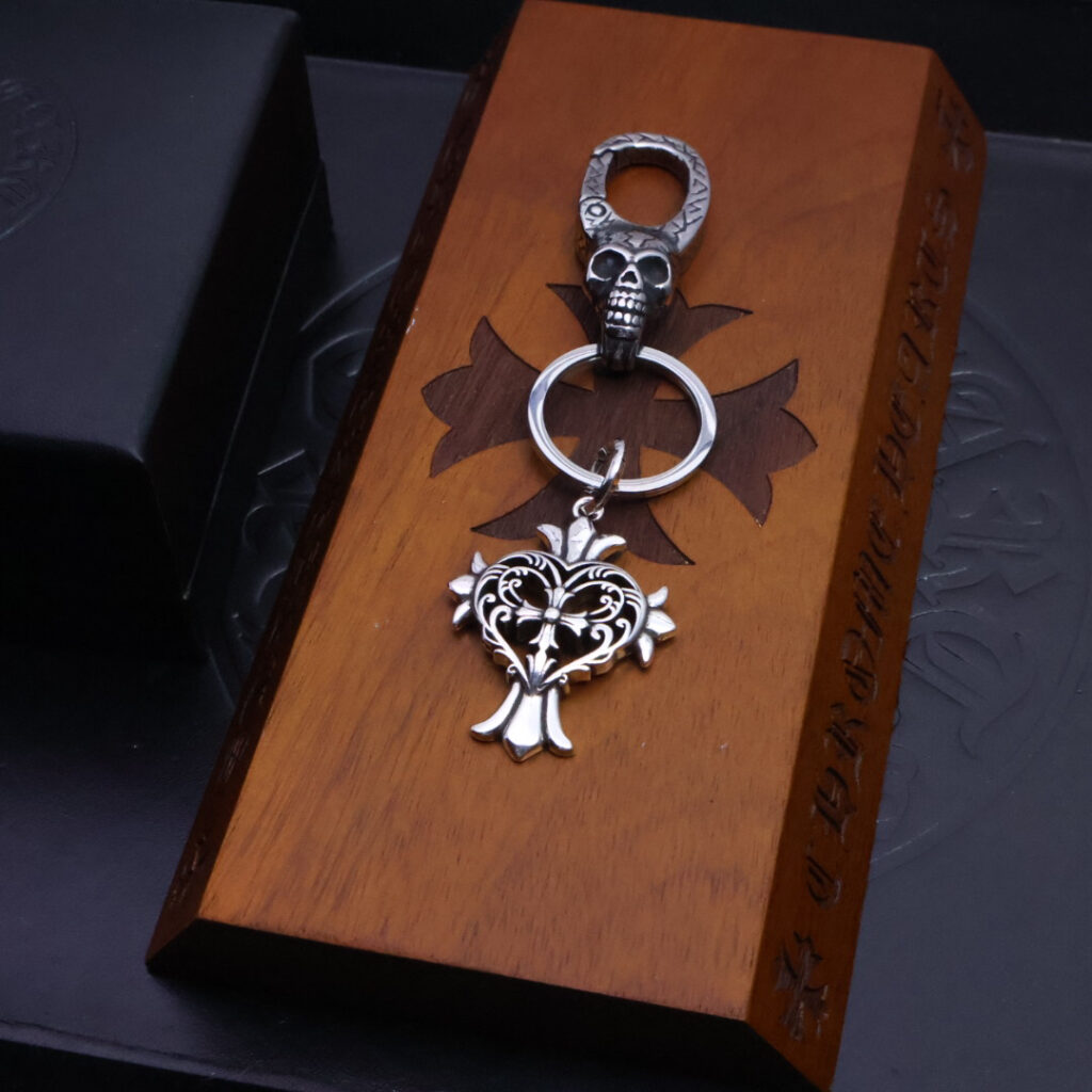 クロムハーツ「Chrome Hearts」キーホルダー&バッグチャーム - スタイルアイコン