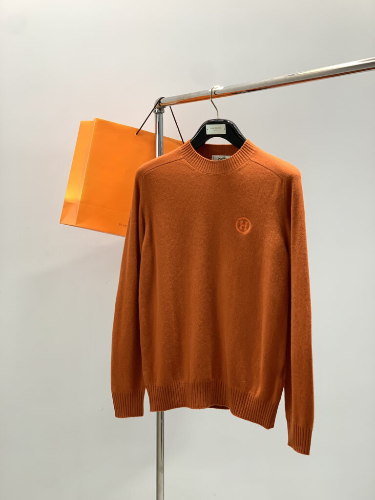 エルメス「Hermès」春季新作ラウンドネックスウェット