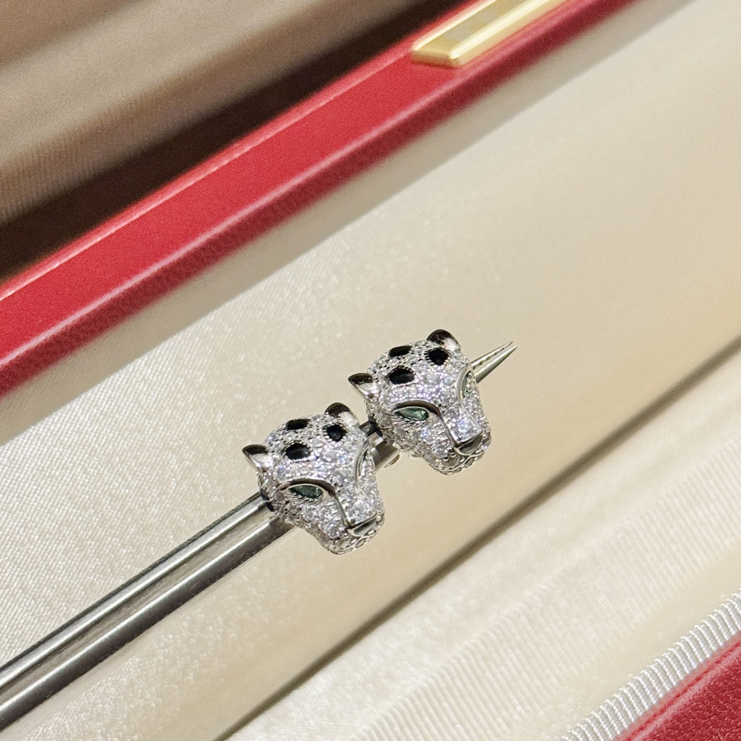 カルティエ「Cartier」 Panthère de Cartier ピアス(イヤリング)