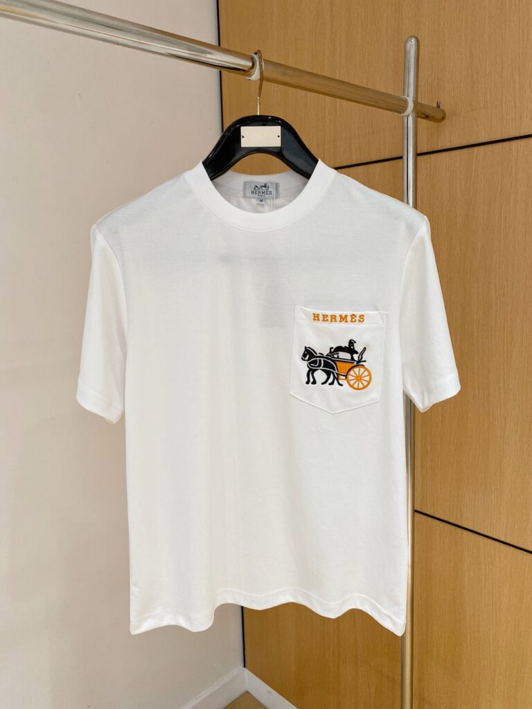 エルメス「Hermès」 クルーネックTシャツ 軽やかな着心地 春夏新作
