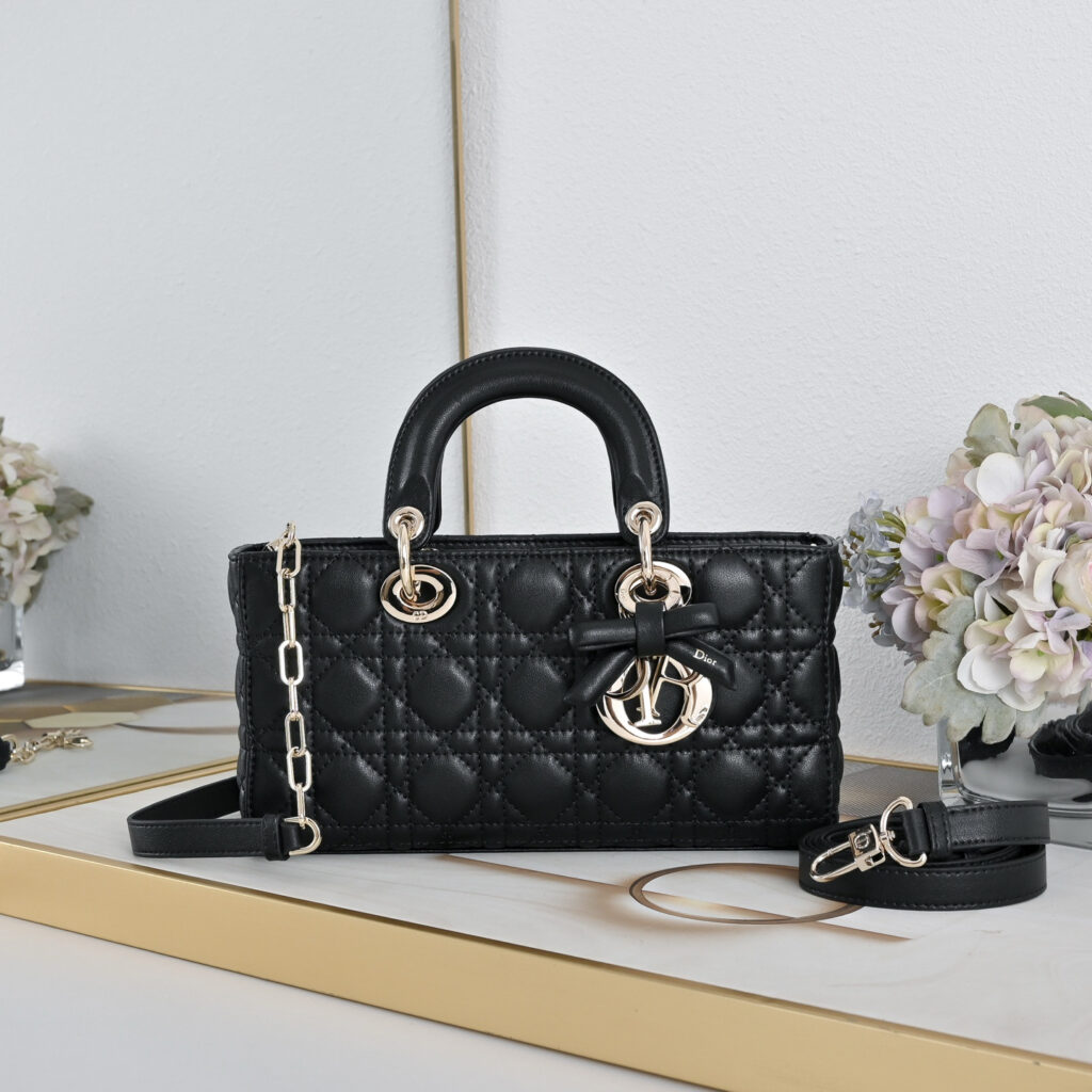 【入手困難品】ディオール レディ ディージョイ ハンドバッグ「Lady D‑Joy Bag」