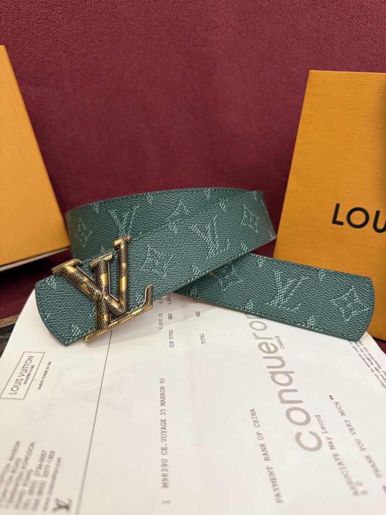 【日本未入荷】ルイヴィトン LV Dimension 両面使いベルト 40mm(全長約 100cm)