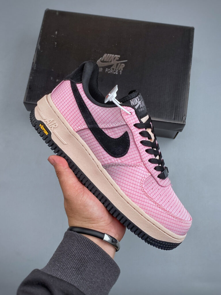 ナイキ エア フォース 1 トレンドスニーカー「Nike Air Force 1」