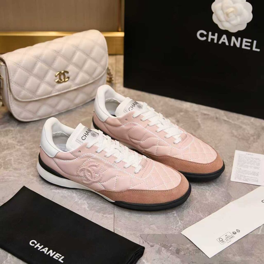 シャネル 25 レトロ ドイツトレーニングシューズ ローカット カジュアルスニーカー