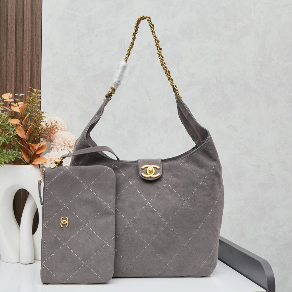 シャネル ホーボー バッグ「Hobo Bag」