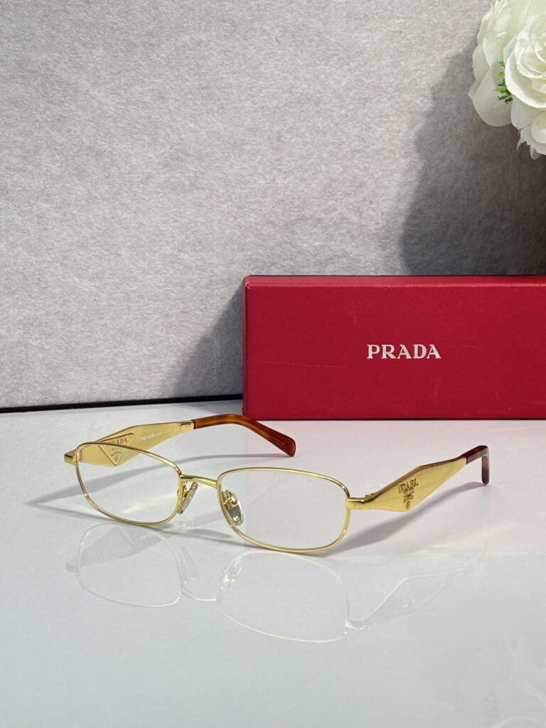 【厳選在庫】Prada ビジネス兼用高級サングラス「全天候遮光」