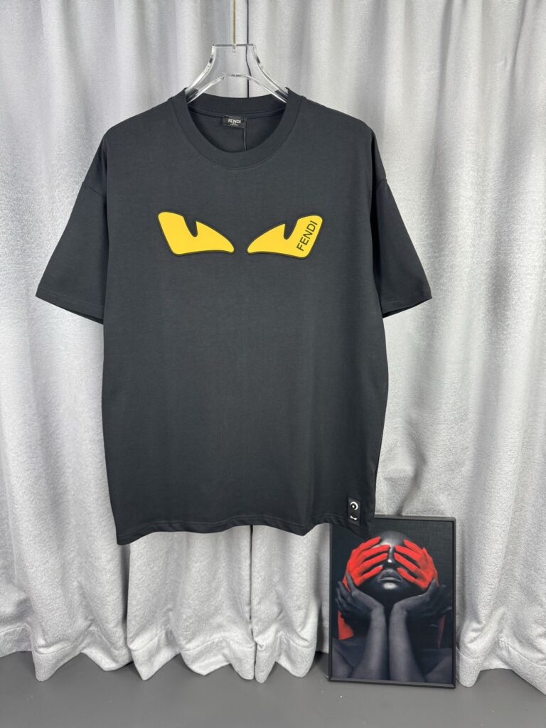 フェンディ「Fendi」 アイコンロゴ 刺繍Tシャツ