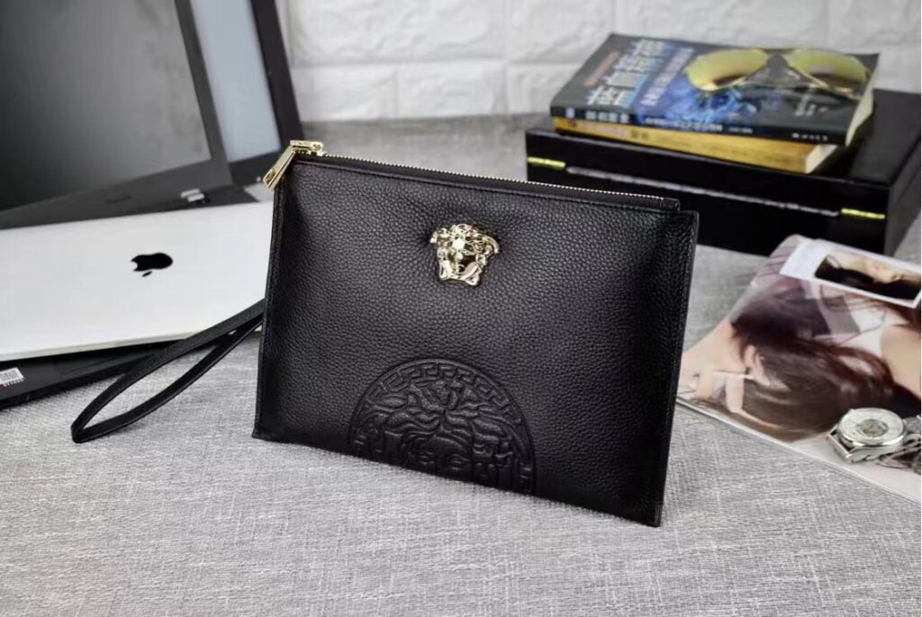 ヴェルサーチ「Versace」メデューサ クラッチバッグ