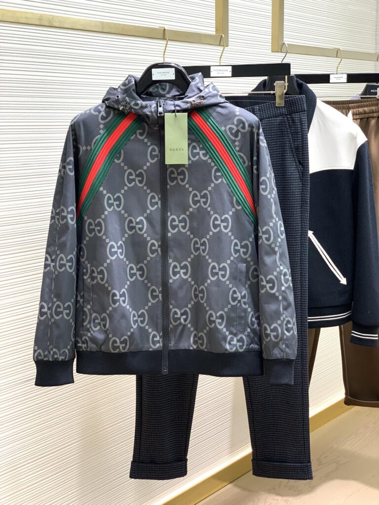 グッチ「Gucci 」秋冬新作メンズフード付きジャケット