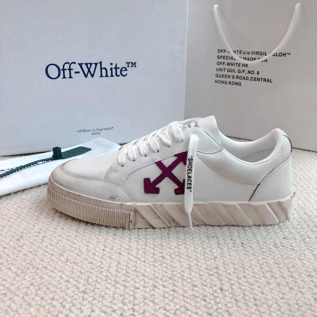 オフホワイト Vulc ローカット カジュアルスケートシューズ