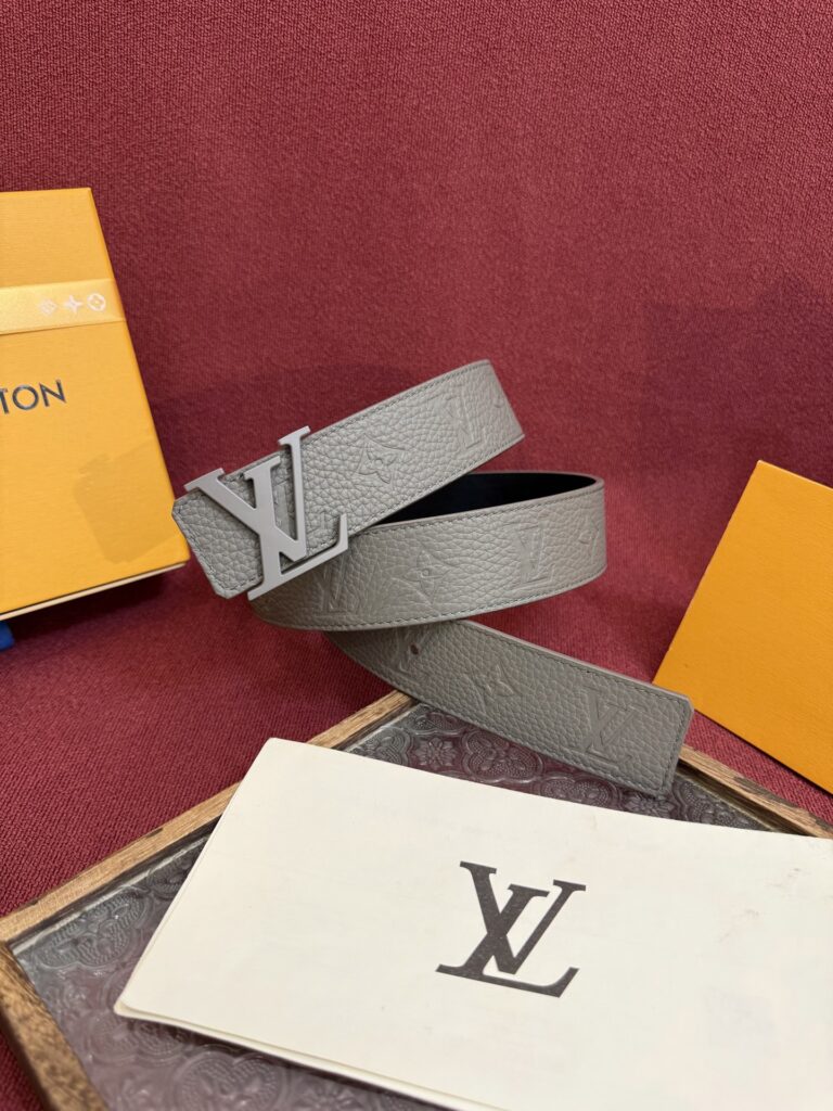 【日本未入荷】ルイヴィトン LV Dimension 両面使いベルト 40mm（全長約 100cm）