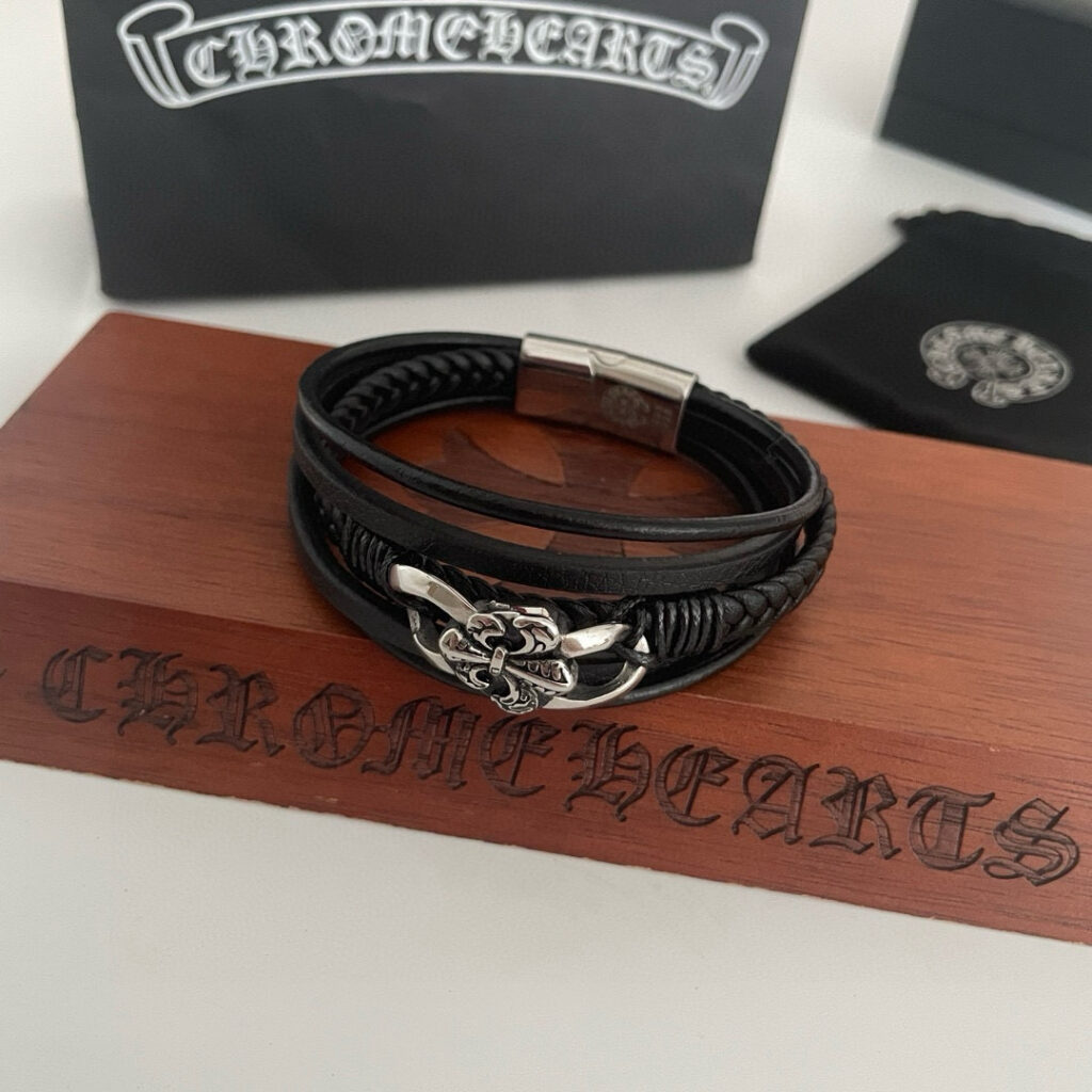 クロムハーツ「Chrome Hearts」ブレスレット - ヴィンテージ＆ロックテイスト ペア用