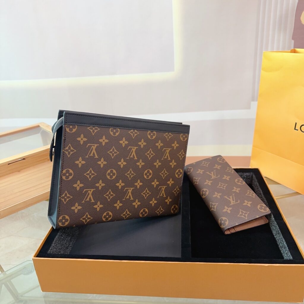 ルイ・ヴィトン「Louis Vuitton」ウォレット+クラッチセット
