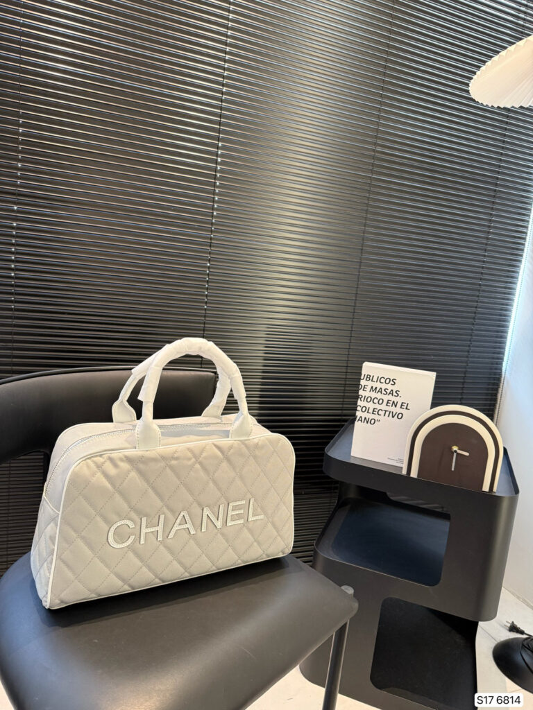 シャネル「Chanel」ボウリングバッグ ハンドバッグ クロスボディ レディース|レザーデザイン マルチユース クラシックスタイル