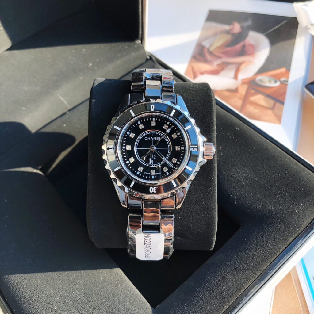 シャネル「Chanel」J12 キャリバー 33MM