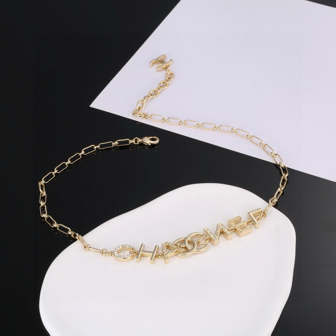 シャネル「Chanel」レターモチーフ ブレスレット&ネックレス ジュエリーセット