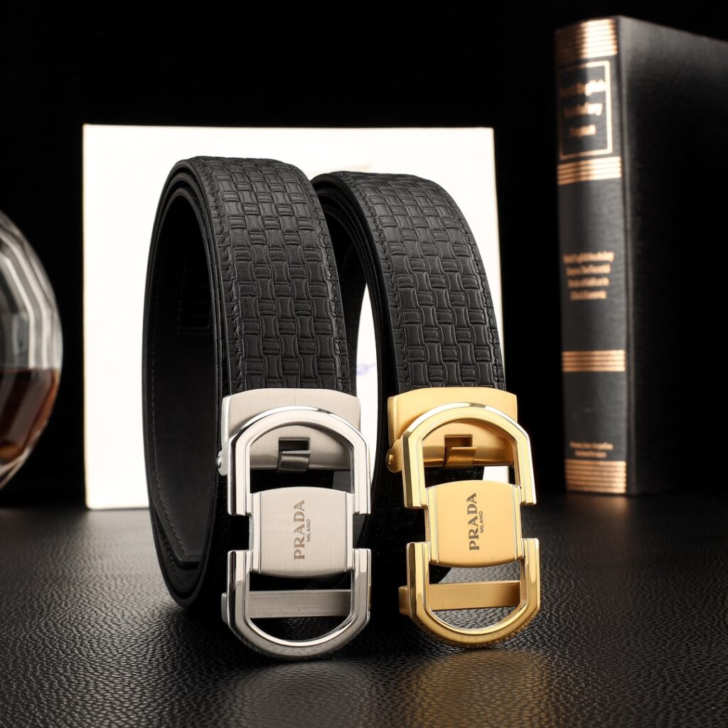 【高級品倉庫到着】Prada イタリアンビジネスベルト 2 点セット「全長約 100cm」