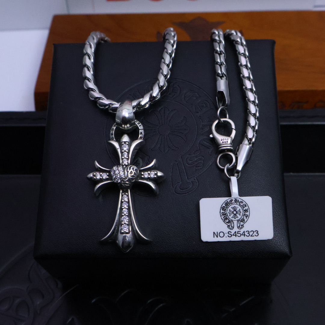 クロムハーツ「Chrome Hearts」チャームペンダント 2026