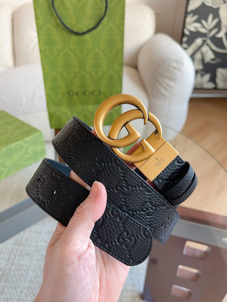 【在庫新登場】Gucci イタリアンテイストベルト「全長約 100cm」