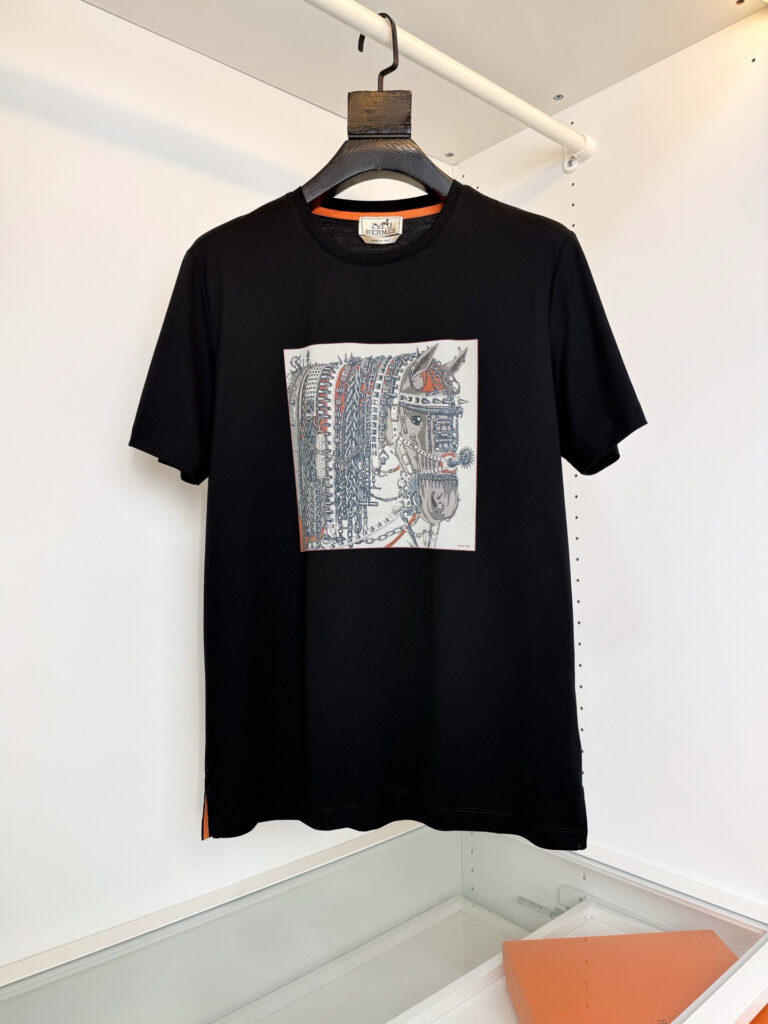 エルメス「Hermès」 クルーネックTシャツ 軽やかな着心地 春夏新作