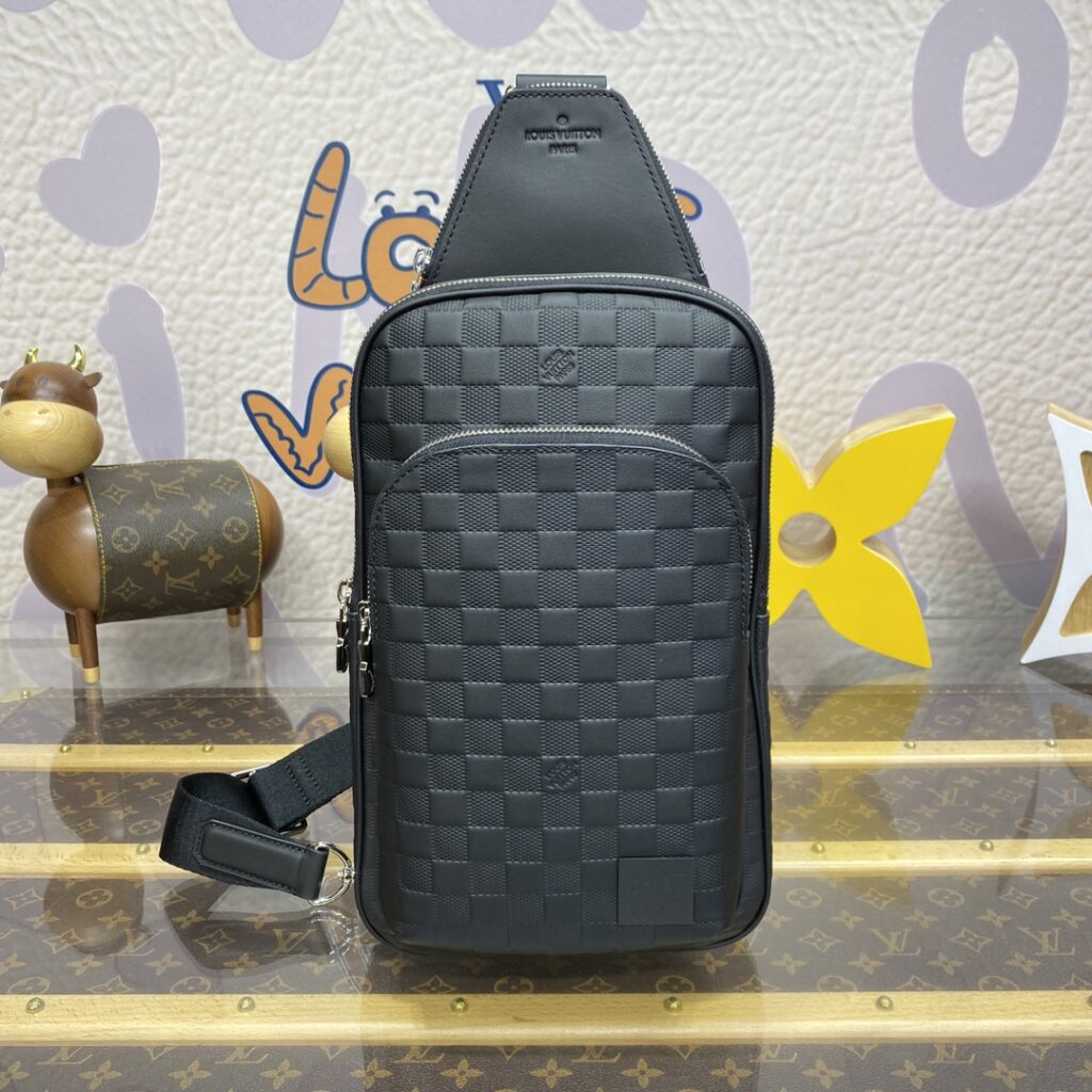 ルイ・ヴィトン「Louis Vuitton」Avenue ショルダーバッグ&クロスボディバッグ