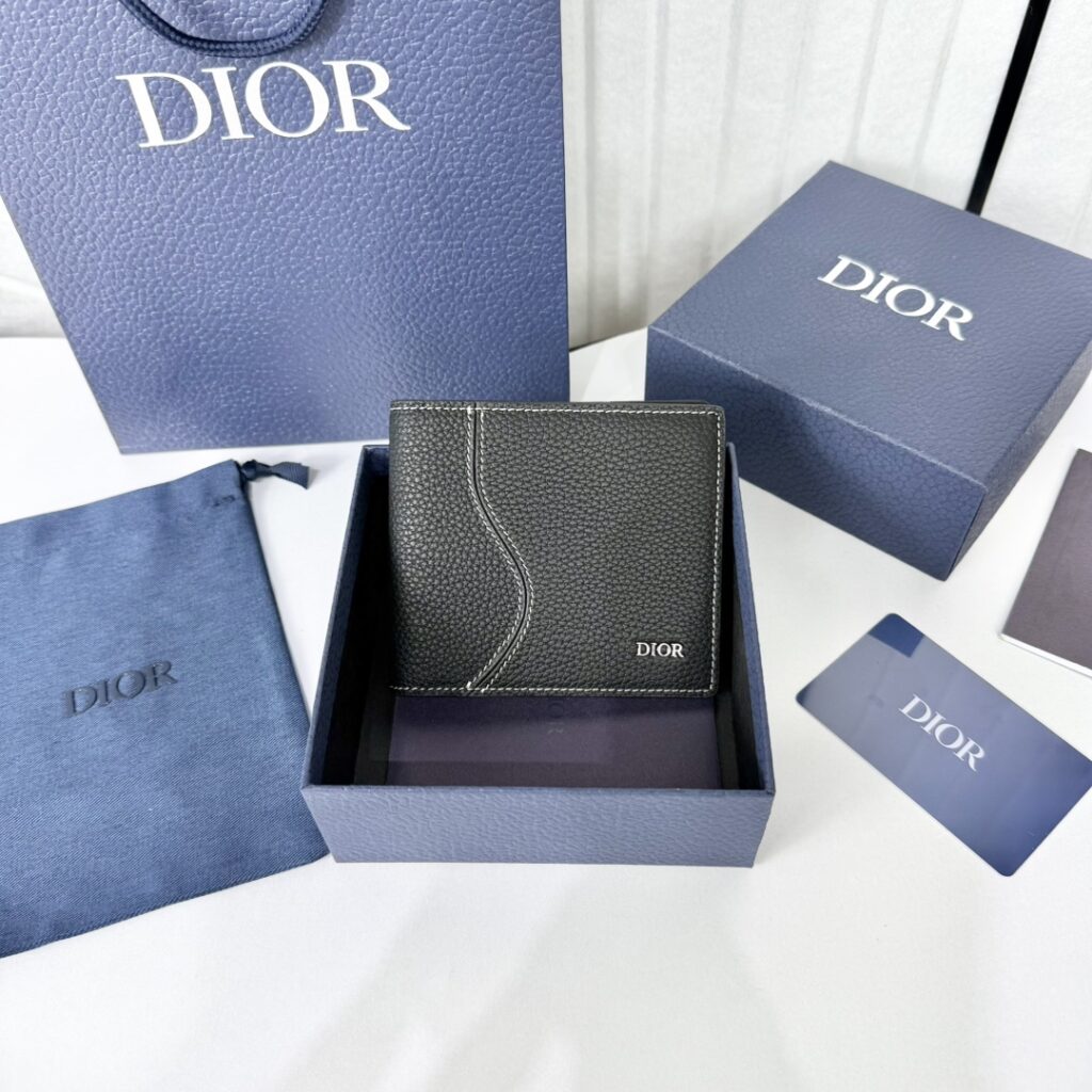 ディオール「Dior」Saddle 2つ折りウォレット