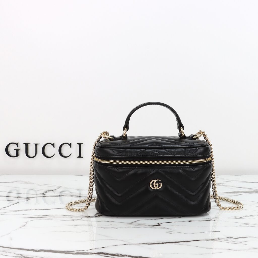 グッチ〔GGマーモント〕スモール トートバッグ「GG Marmont Bag」
