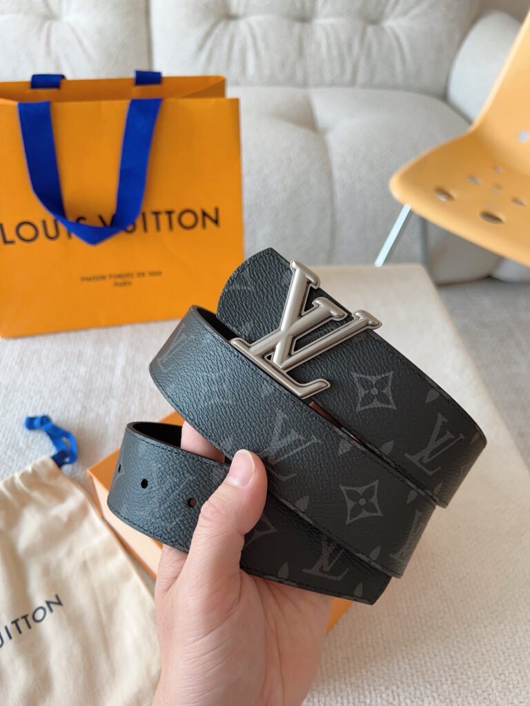 【新商品入荷】Louis Vuitton クラシックハイクオリティベルト「全長約 100cm」