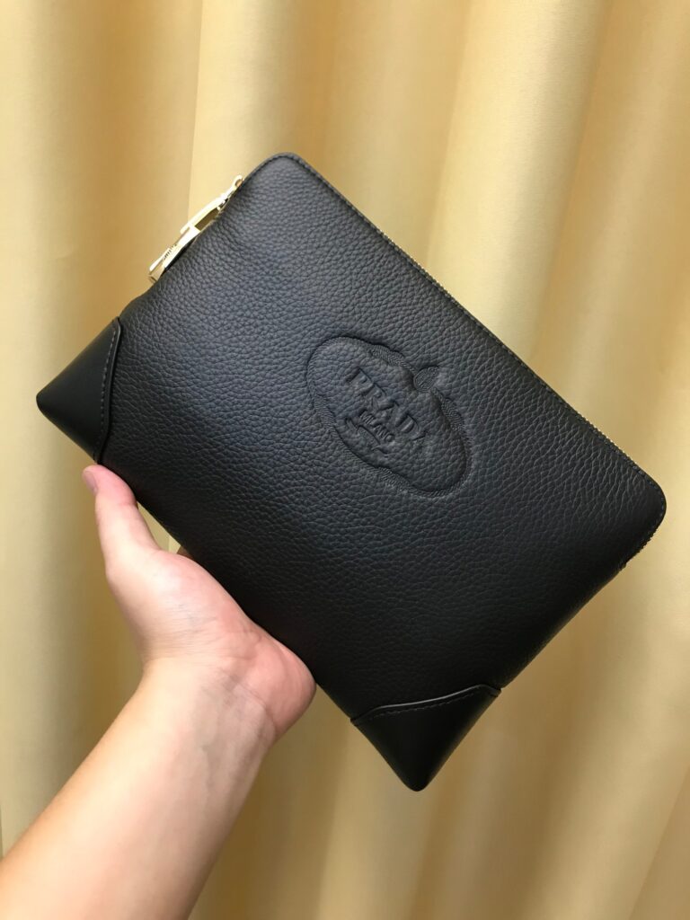 プラダ「Prada」2025春夏 リミテッドコレクション レザーポシェット ハンドバッグ
