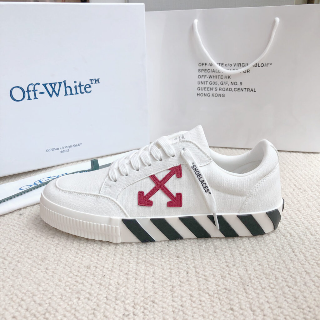 オフホワイト Vulc ローカット カジュアルスケートシューズ