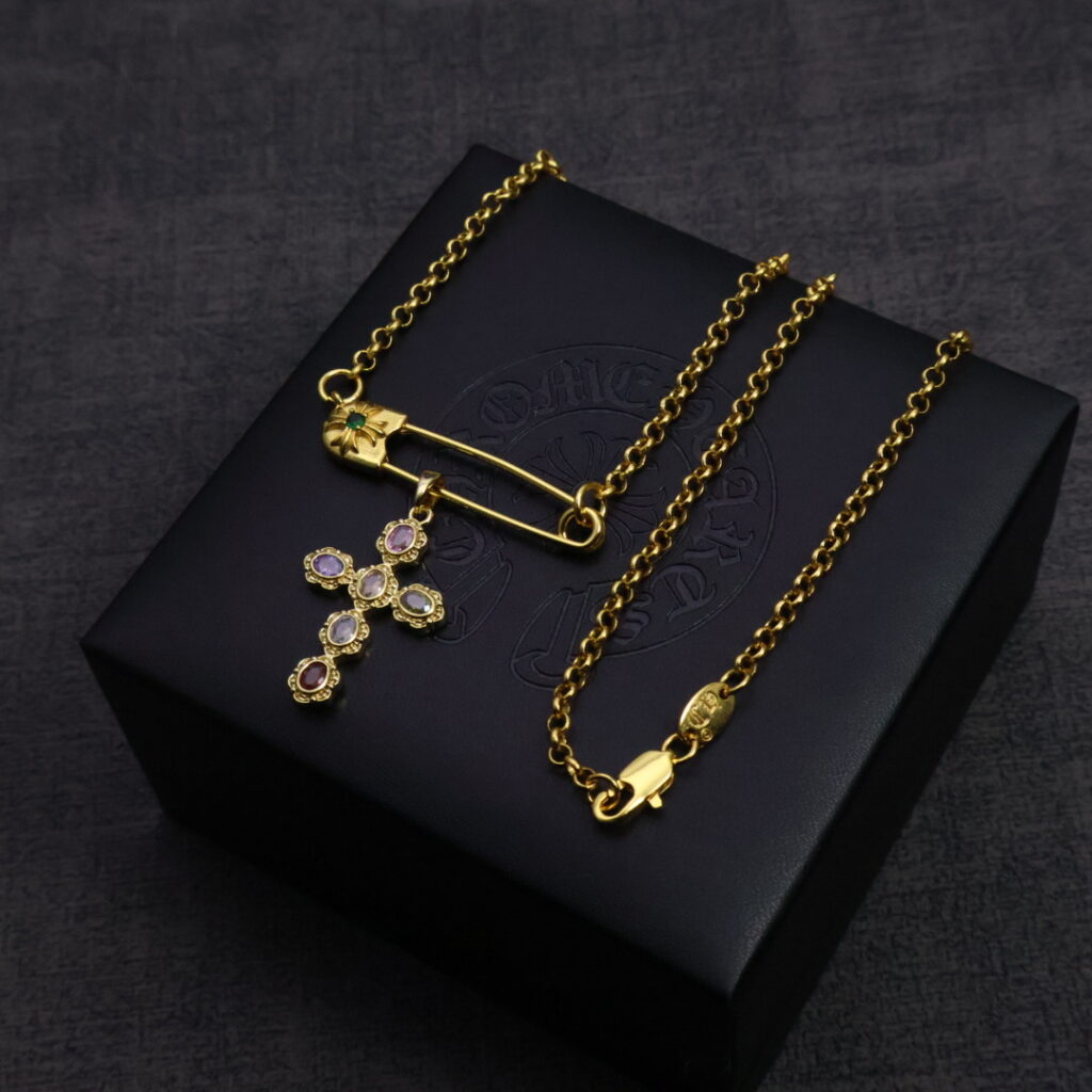 クロムハーツ「Chrome Hearts」チャームペンダント 2026