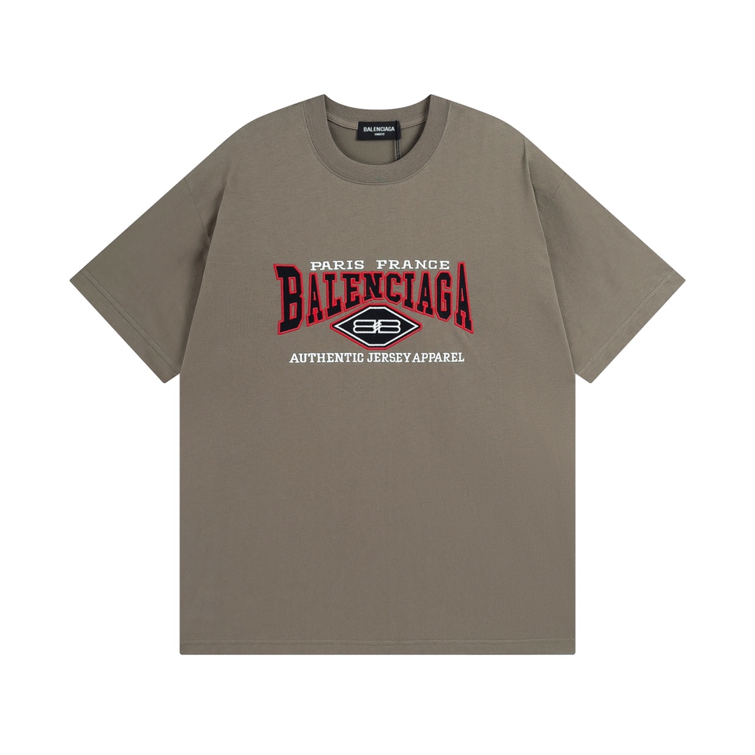 バレンシアガ Balenciaga BBロゴ クラシックエンブロイダリーTシャツ