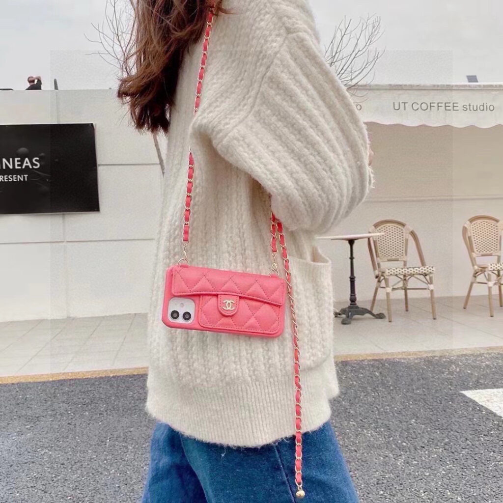 シャネル 新作 高級感スマホケース トレンドデザイン iPhone 対応 轻奢百搭保護殻