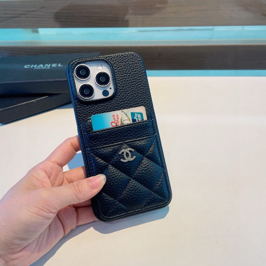 シャネル 新作 高級感スマホケース トレンドデザイン iPhone 対応 轻奢百搭保護殻