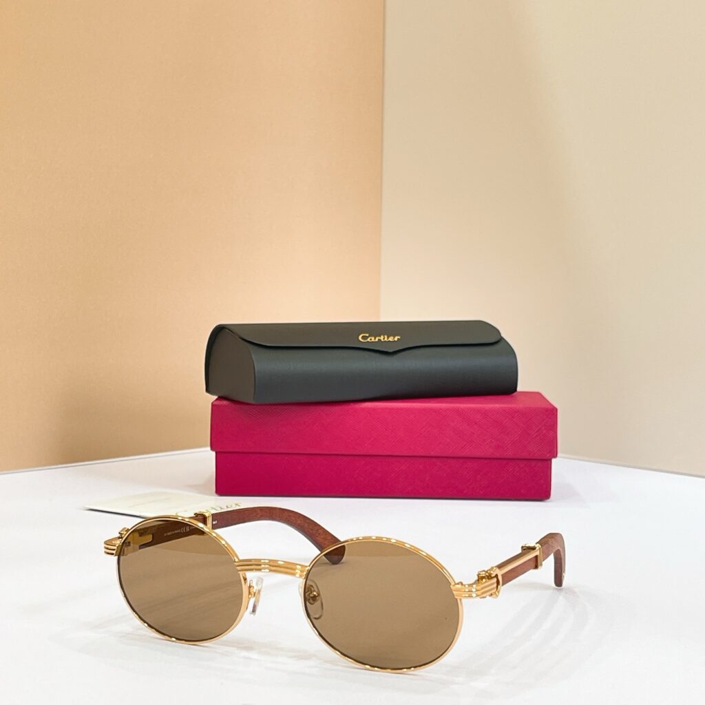 【高級品入庫】Cartier クラシカル貴族風サングラス「上質フレーム」