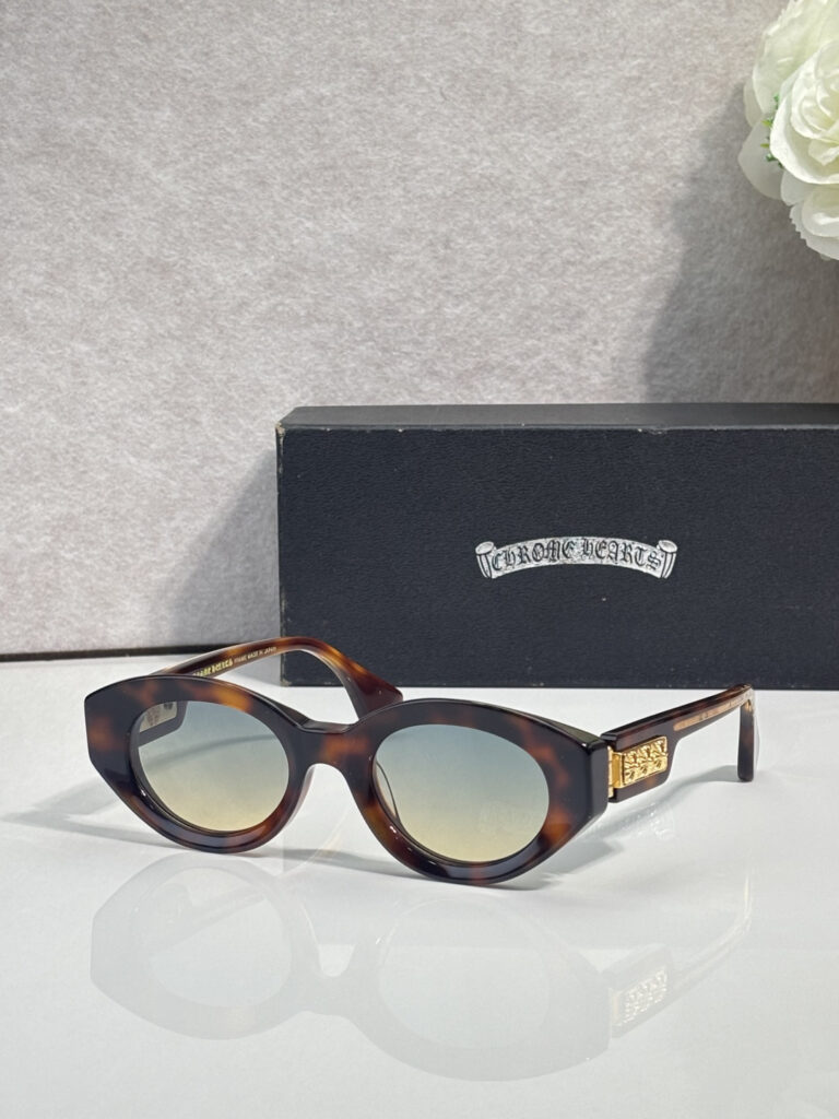 【希少新作】Chrome Hearts クロムハーツ ハードデザインサングラス「限定モデル」