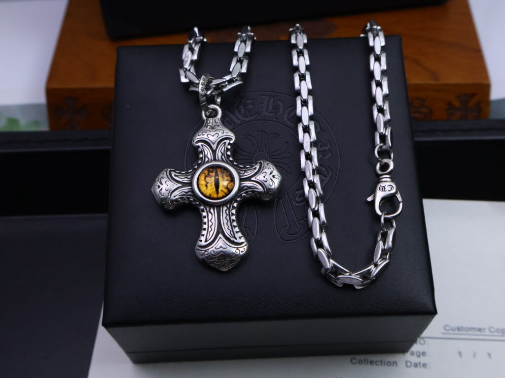 クロムハーツ「Chrome Hearts」チャームペンダント 2026