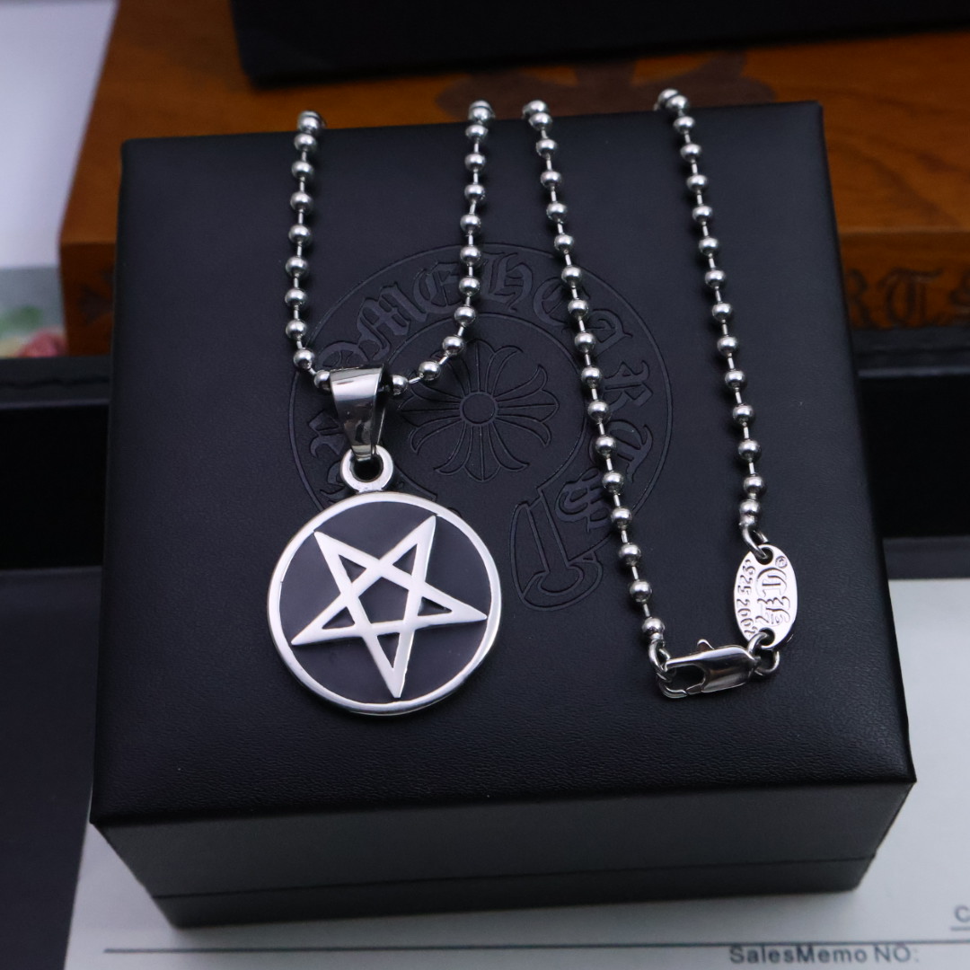 クロムハーツ「Chrome Hearts」チャームペンダント 2026