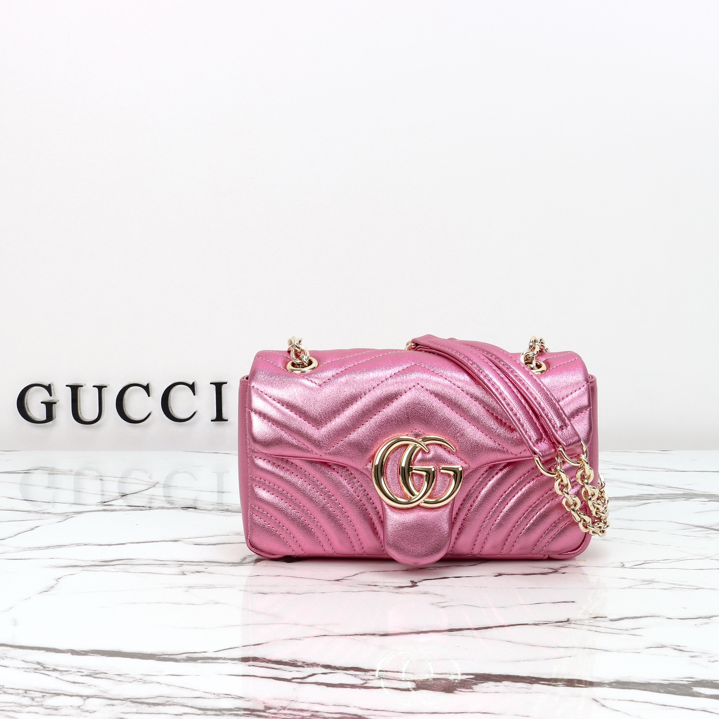 グッチ〔GGマーモント〕スモール ショルダーバッグ「GG Marmont Bag」