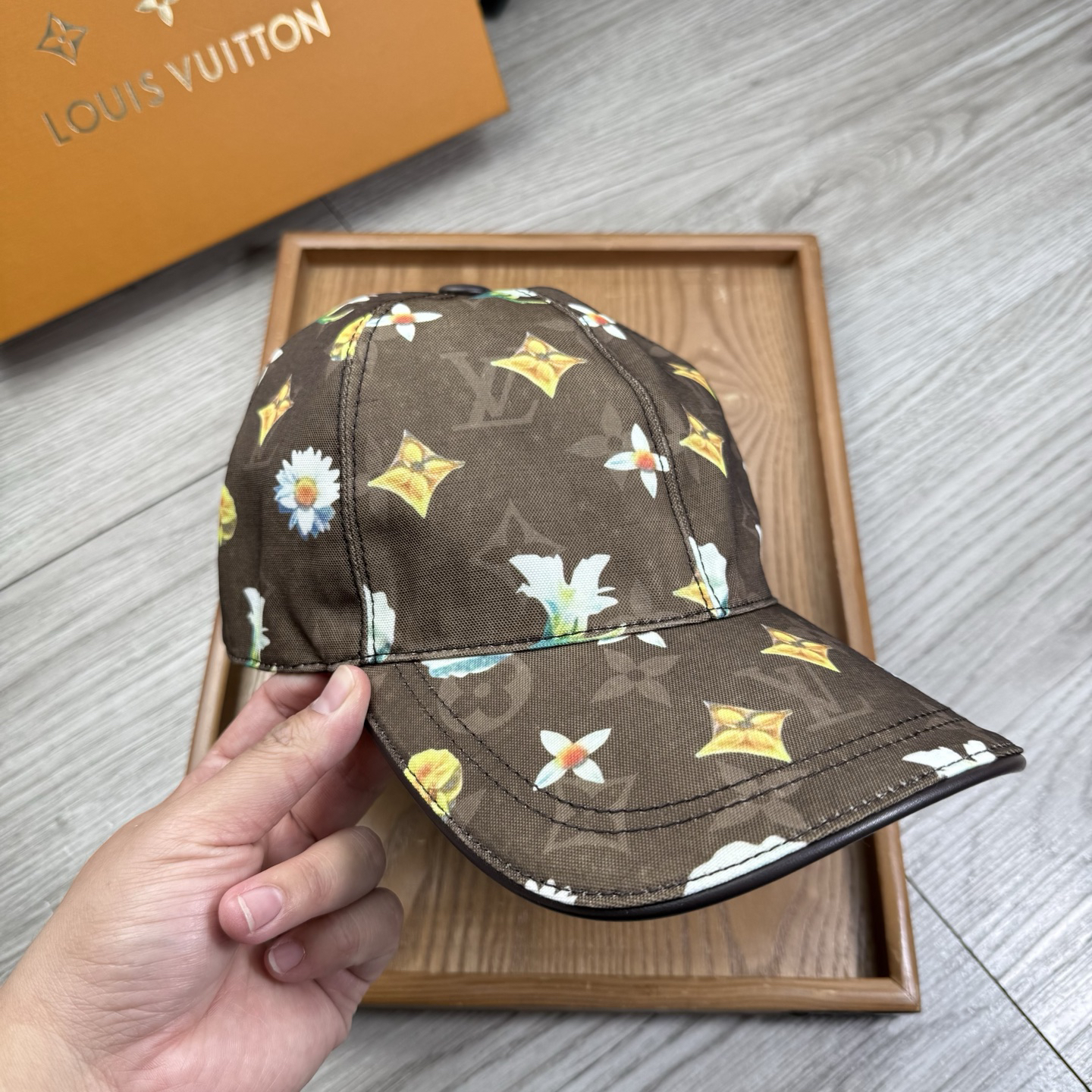 ルイ・ヴィトン 新作 ベースボールキャップ 夏 UV カット必須アイテム