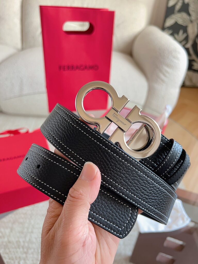【新規倉庫入り】Salvatore Ferragamo 職人仕上げ高級ベルト「全長約 100cm」