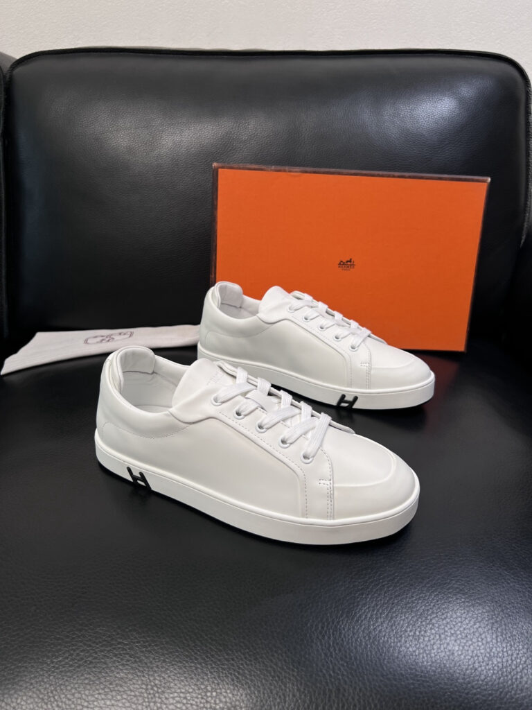 エルメス キッドシリーズ カジュアルスニーカー「Kid sneaker」